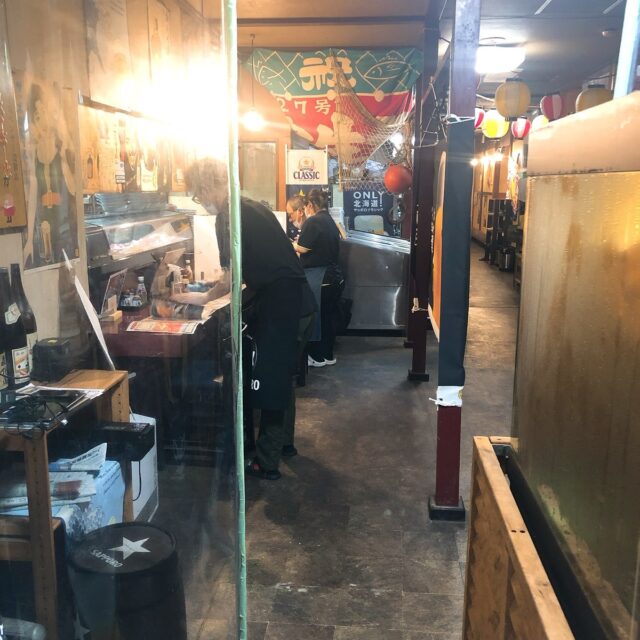 居酒屋店内