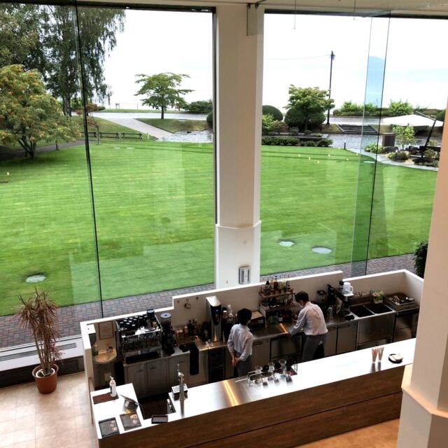 ホテルのロビー