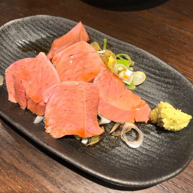 居酒屋のローストビーフ