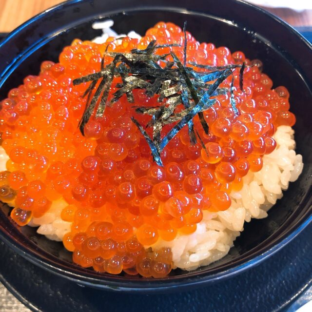 いくら丼