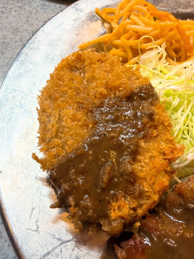 大阪 グリル Sano惣 上牛カツ 断面