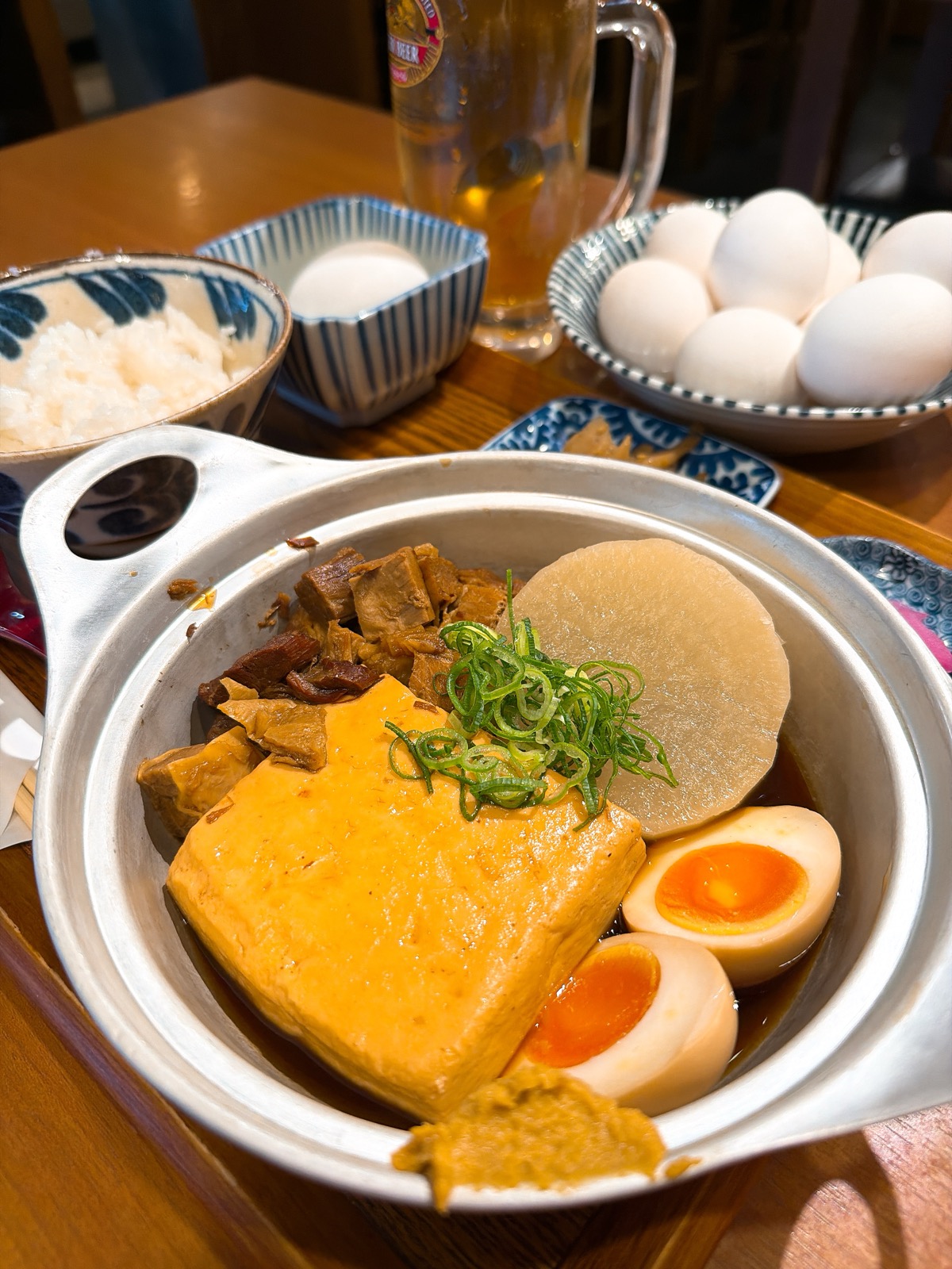 大旦那 扇町店 肉とうふ定食 煮込み