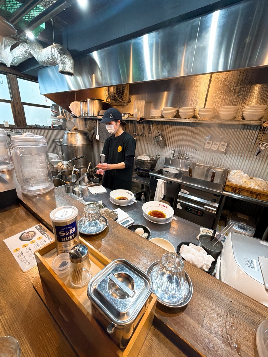 ラーメンムギュ Vol.2 厨房カウンター