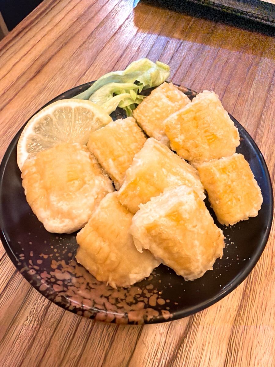 どでか寿司 揚げ物 黒皿